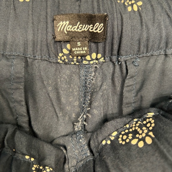 Madewell Pull-On Shorts - Picture 5 of 6